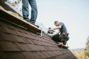 Local Roofers in Pleasant Unity, PA